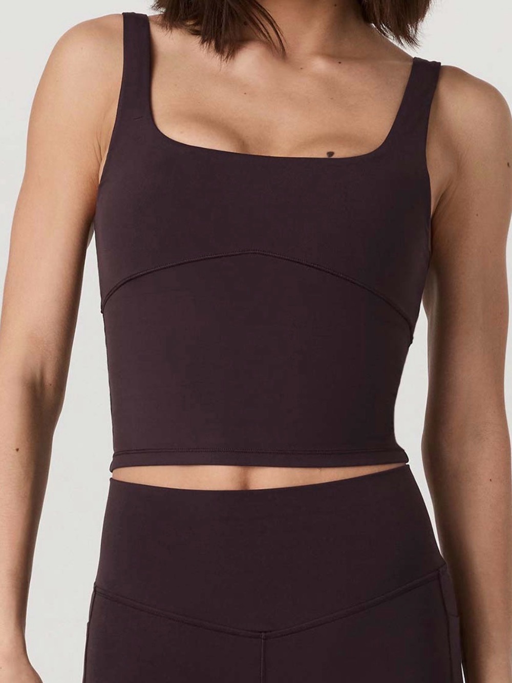 Vouri all the form tank in raisin color